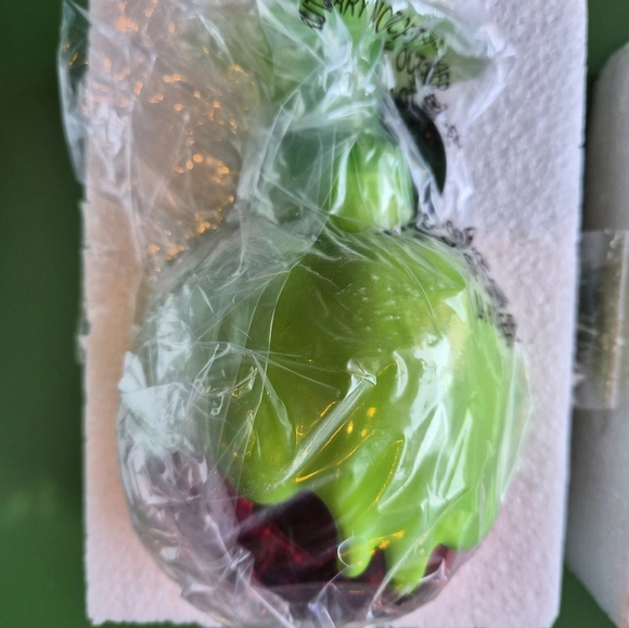 Bath & Body Works Disney Poison Apple Soap Dispenser - Picture 2 of 3